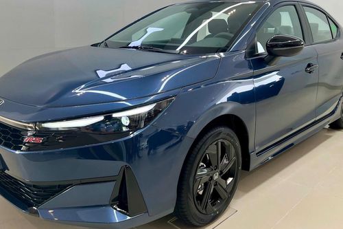 Honda City 2026 bỏ bản giá rẻ dưới 500 triệu, có đủ sức đấu Toyota Vios, Mazda2?