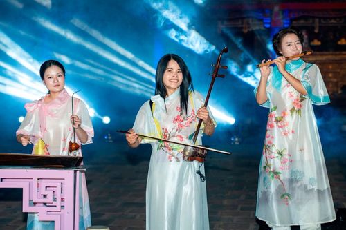 'Mỏ vàng' từ văn hóa dân gian