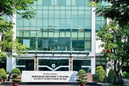 Học phí các đại học doanh thu nghìn tỷ đồng: Trường nào thu cao nhất?