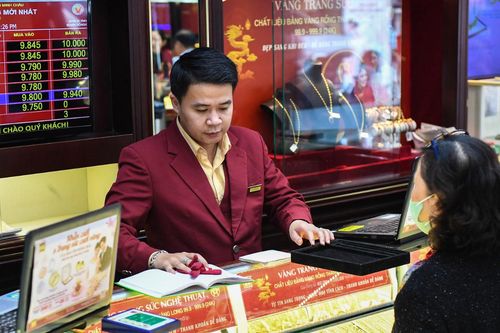 Bảo Tín Minh Châu lên tiếng về việc đại lý căng băng rôn đề nghị trả lại tài sản