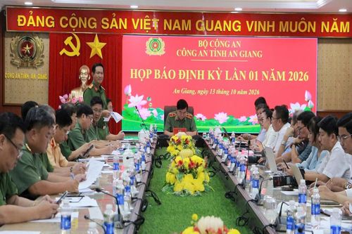 Phá đường dây lừa đặt resort 5 sao tại Phú Quốc, giao dịch trên 6.000 tỷ đồng