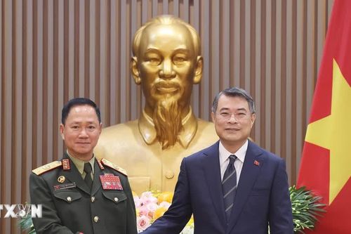 Thủ tướng Lê Minh Hưng tiếp Phó Thủ tướng, Bộ trưởng Bộ Quốc phòng Lào