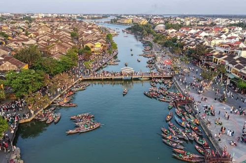 Du lịch ưu tiên chiến lược nào trong bối cảnh nhiều biến động?