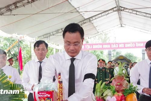 Đà Nẵng tổ chức lễ truy điệu và an táng 14 hài cốt liệt sĩ