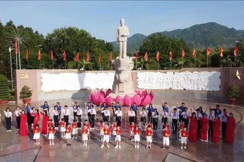 Tiếp nối giá trị từ ngày Bác Hồ đến vịnh Cam Ranh