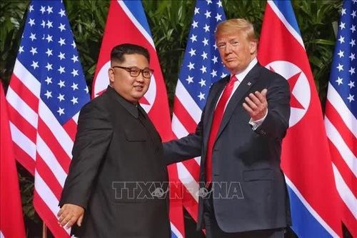 Tổng thống Trump đề cập khả năng gặp lãnh đạo Triều Tiên trong tháng tới