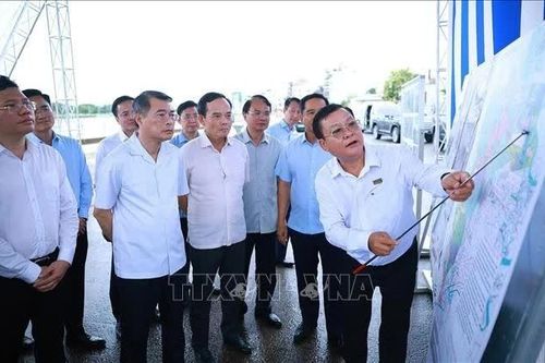 Thủ tướng kiểm tra dự án thủy lợi trọng điểm của Thành phố Hồ Chí Minh