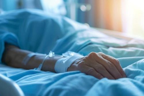 Nam thanh niên 15 tuổi nguy kịch vì uống trà kiểu này