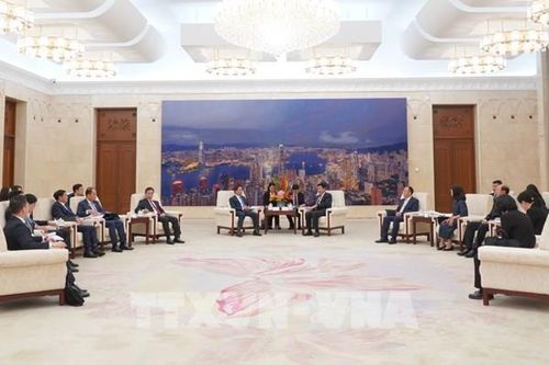 Việt Nam - Trung Quốc tăng hợp tác lập pháp, thương mại và đầu tư