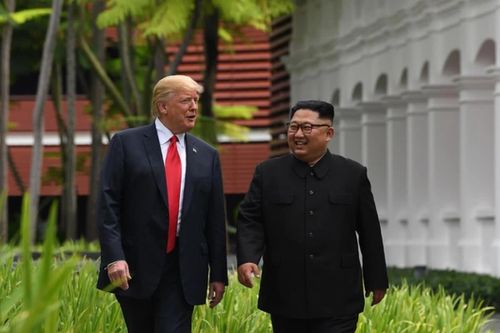 Ông Trump để ngỏ khả năng gặp ông Kim Jong-un trong tháng 11