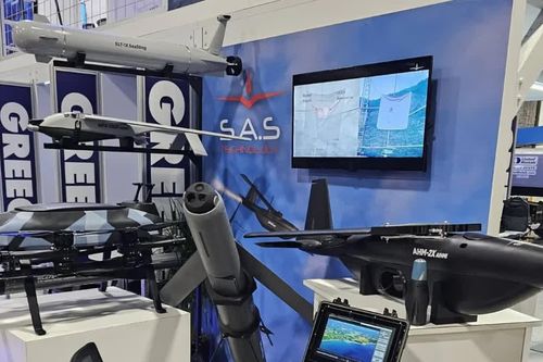Mỹ trình làng loạt vũ khí mới đối phó tên lửa và UAV