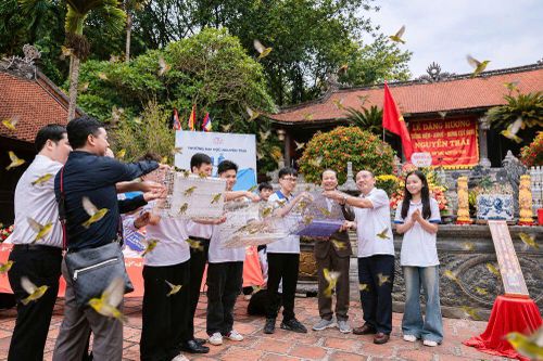 Giáo dục “đi trước” trong khát vọng vươn mình của dân tộc