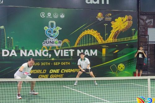 Giải Pickleball 'Đồng hành đến trường' gây quỹ hỗ trợ học sinh khó khăn
