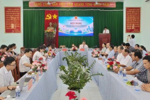 Xã Đề Gi đối thoại với chủ doanh nghiệp, cơ sở sản xuất kinh doanh