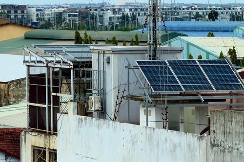 Lắp điện mặt trời 30 triệu đồng: Dùng bao nhiêu điện mới đáng đầu tư?