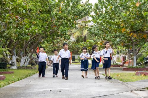 Nho Trường Sa giữa trùng khơi