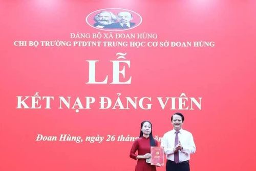 Đoan Hùng chủ động tạo nguồn đảng viên trẻ từ trường học