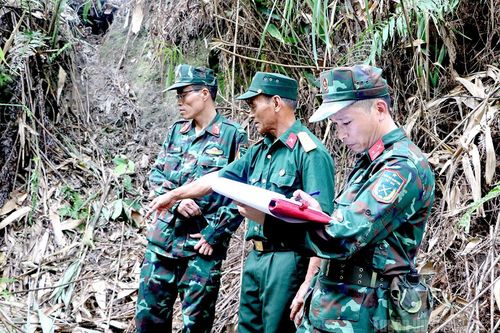 Những bước chân tìm đồng đội