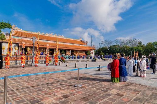 Từ chế độ tế tự của triều Nguyễn nghĩ về công tác quản trị tôn giáo, tín ngưỡng hiện nay