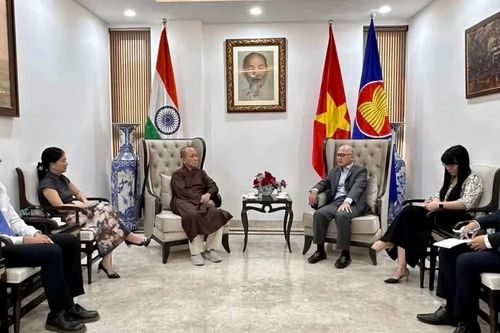 Đại sứ Trịnh Minh Mạnh gặp gỡ đại diện cộng đồng người Việt Nam tại Ấn Độ
