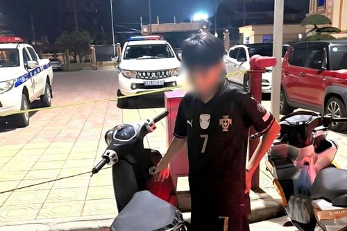 Tuần tra trong đêm, CSGT Ninh Bình xử phạt 12 người vi phạm, phạt hơn 43 triệu đồng