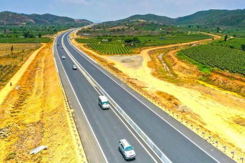 Phương tiện được chạy tốc độ tối đa 120km/h trên cao tốc Phan Thiết - Dầu Giây