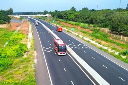 Tăng cường giải pháp bảo đảm an toàn trên các tuyến cao tốc phân kỳ