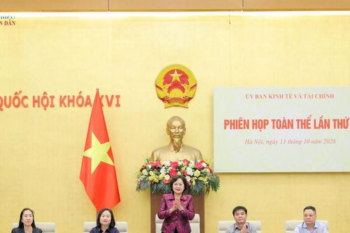 Tăng trưởng hai con số phải gắn với ổn định kinh tế vĩ mô