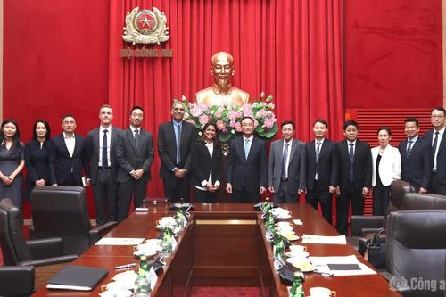Tăng cường hợp tác bảo vệ bản quyền số, phát triển điện ảnh Công an nhân dân
