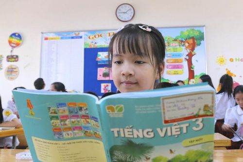 Sẽ giám sát toàn diện công tác giáo dục phổ thông, sách giáo khoa