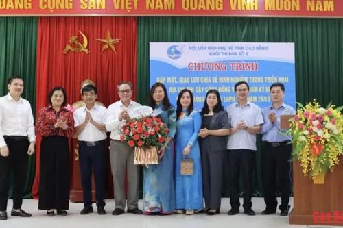 Hội viên phụ nữ chia sẻ kinh nghiệm nâng cao hiệu quả địa chỉ tin cậy cộng đồng