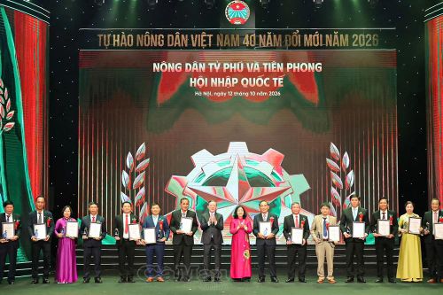 3 nông dân Cà Mau được vinh danh 'Nông dân Việt Nam xuất sắc 40 năm Đổi mới'