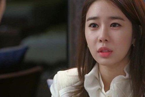 Qua đêm nhà nam đồng nghiệp 1 đời vợ, sáng ra thấy người bên cạnh không phải anh, tôi vội nhận lời cầu hôn