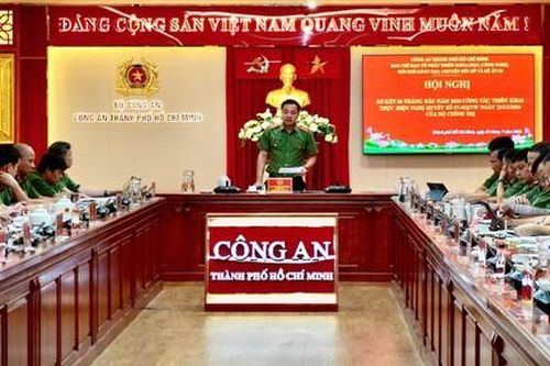 Công an TPHCM với 100 ngày đêm xử lý điểm nghẽn chuyển đổi số: Thước đo nằm ở sự hài lòng và những tiện ích thiết thực