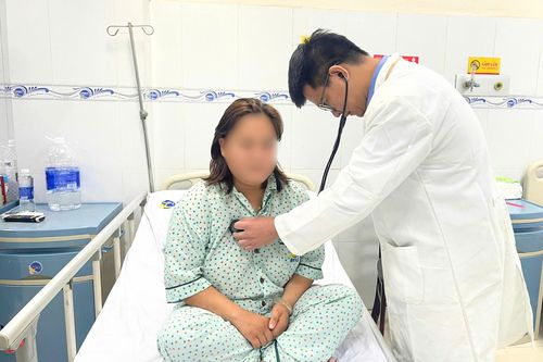 Cô gái đột ngột khó thở khi đang bán hàng, đi khám phát hiện khối u hiếm gặp