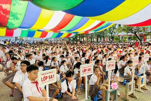 Phó Thủ tướng yêu cầu rà soát 114 trường có trên 100 lớp sau sắp xếp