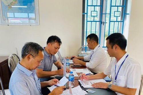 Kim Anh đưa dịch vụ công lưu động đến gần người dân