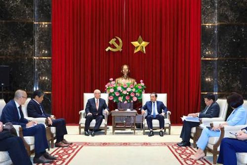 Hà Nội ủng hộ các sáng kiến phát triển Trường Đại học Việt - Nhật