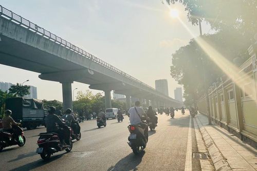 Miền Bắc nắng ráo kéo dài, thời tiết Hà Nội mức nhiệt cao nhất bao nhiêu?