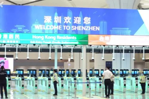 Trung Quốc đưa vào hoạt động cửa khẩu đường bộ lớn nhất thế giới