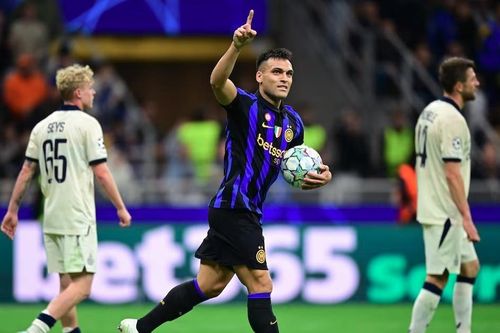 Cú hat-trick gây ngỡ ngàng ở Champions League