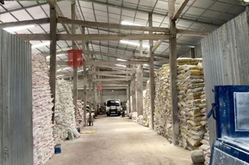 Cà Mau: Bắt giam đối tượng sản xuất phân bón giả với quy mô lớn