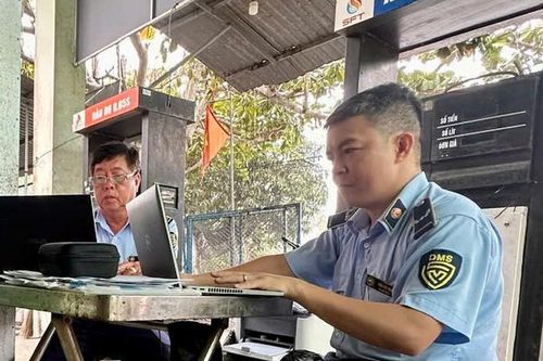 Đồng Tháp: Xử phạt doanh nghiệp mua bán xăng dầu ngoài hệ thống