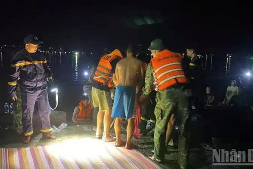 Va chạm giao thông trên phá Tam Giang, một người tử vong
