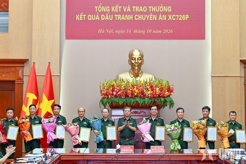 Bộ đội Biên phòng trao thưởng chuyên án đấu tranh với hoạt động xuất, nhập cảnh trái phép