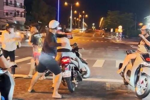 Choảng nhau giữa đường