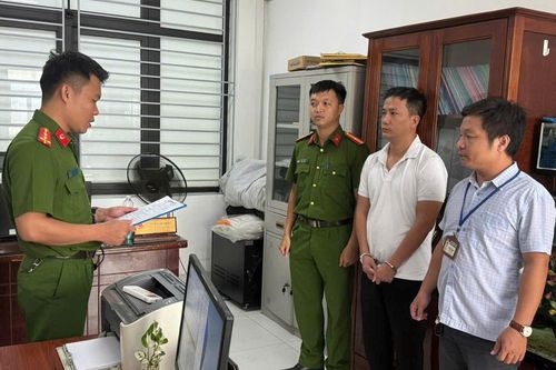 Công an Đà Nẵng khởi tố, bắt tạm giam đối tượng lừa đảo hàng tỷ đồng bằng chiêu đầu tư vàng, mua bán sim đẹp