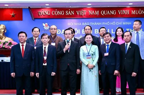 Tổng Giám đốc Cơ quan Báo và Phát thanh, Truyền hình TPHCM Lê Văn Minh làm Chủ tịch Hội Nhà báo TPHCM