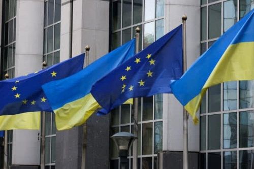 EU mở thêm hai cửa đàm phán, Ukraine tiến gần giấc mơ thành viên
