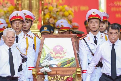 Thành kính truy điệu 731 liệt sĩ tại Công viên Lê Thị Riêng: Gần 60 năm cho một cuộc trở về!